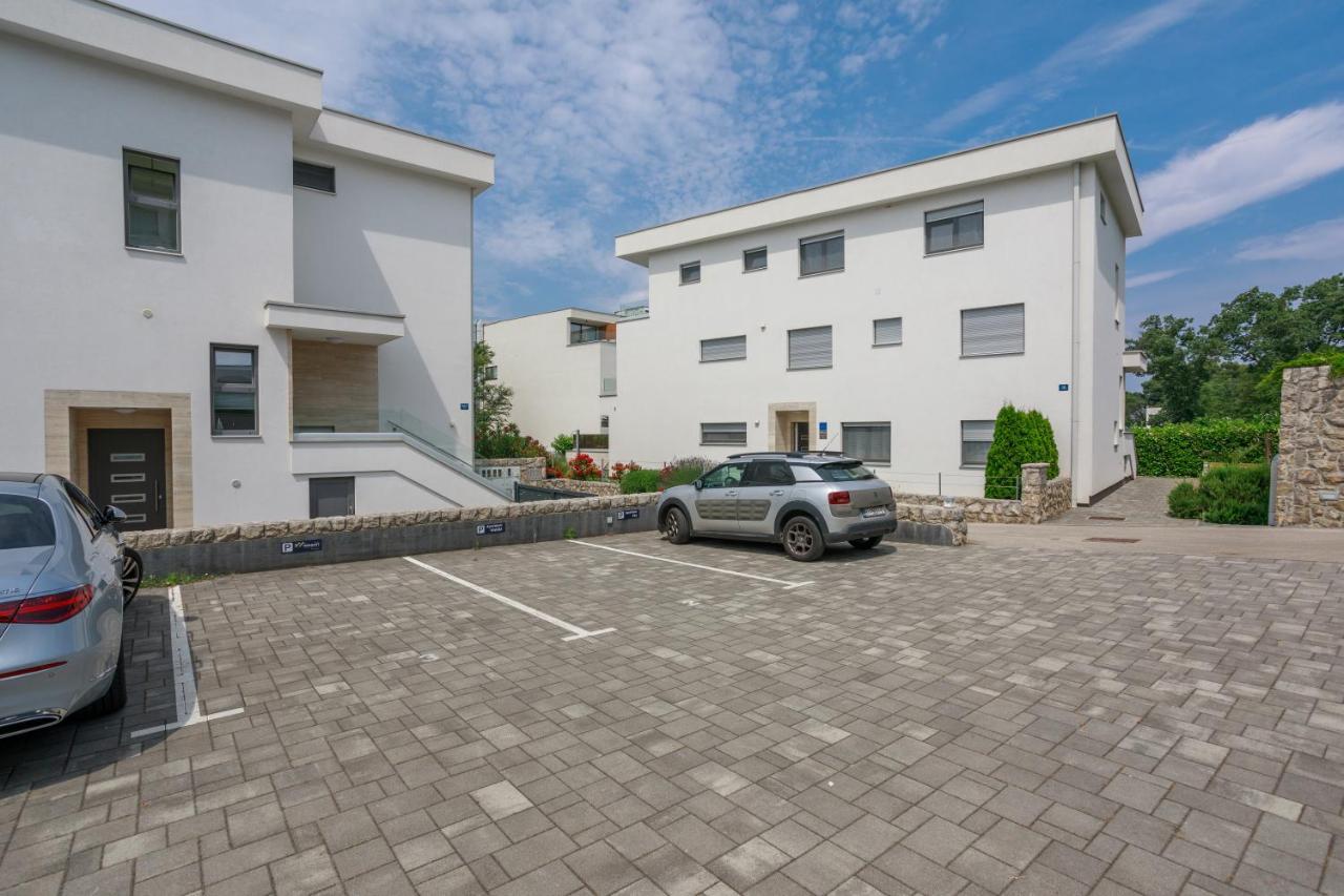 Apartments Vengust Malinska Luaran gambar